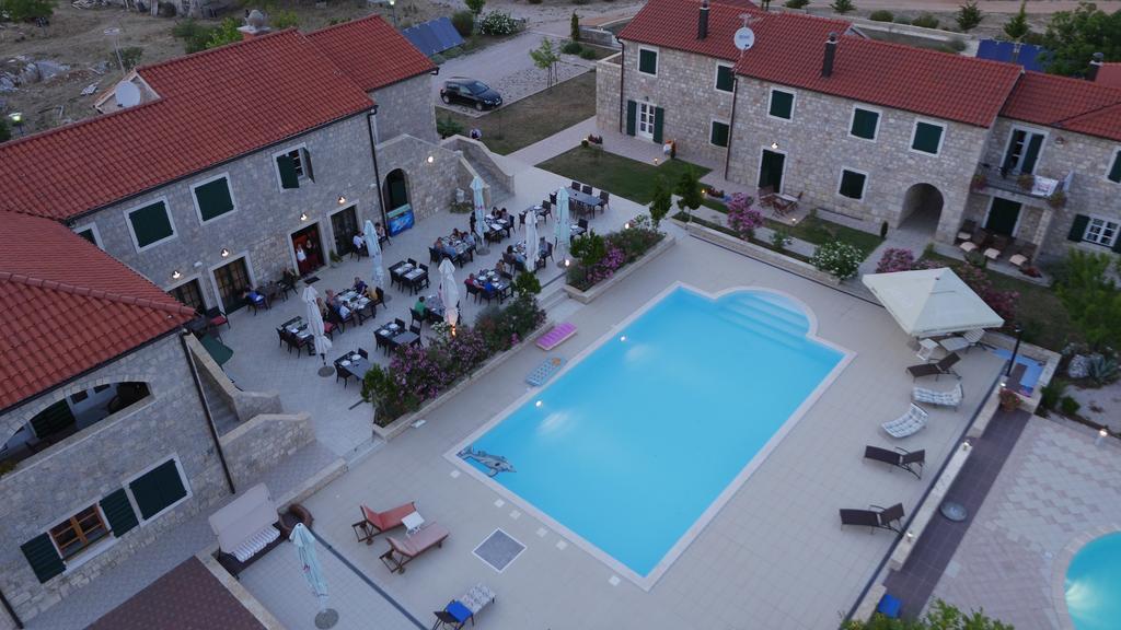 Pansion Skelin Hotel Drinovci Kültér fotó