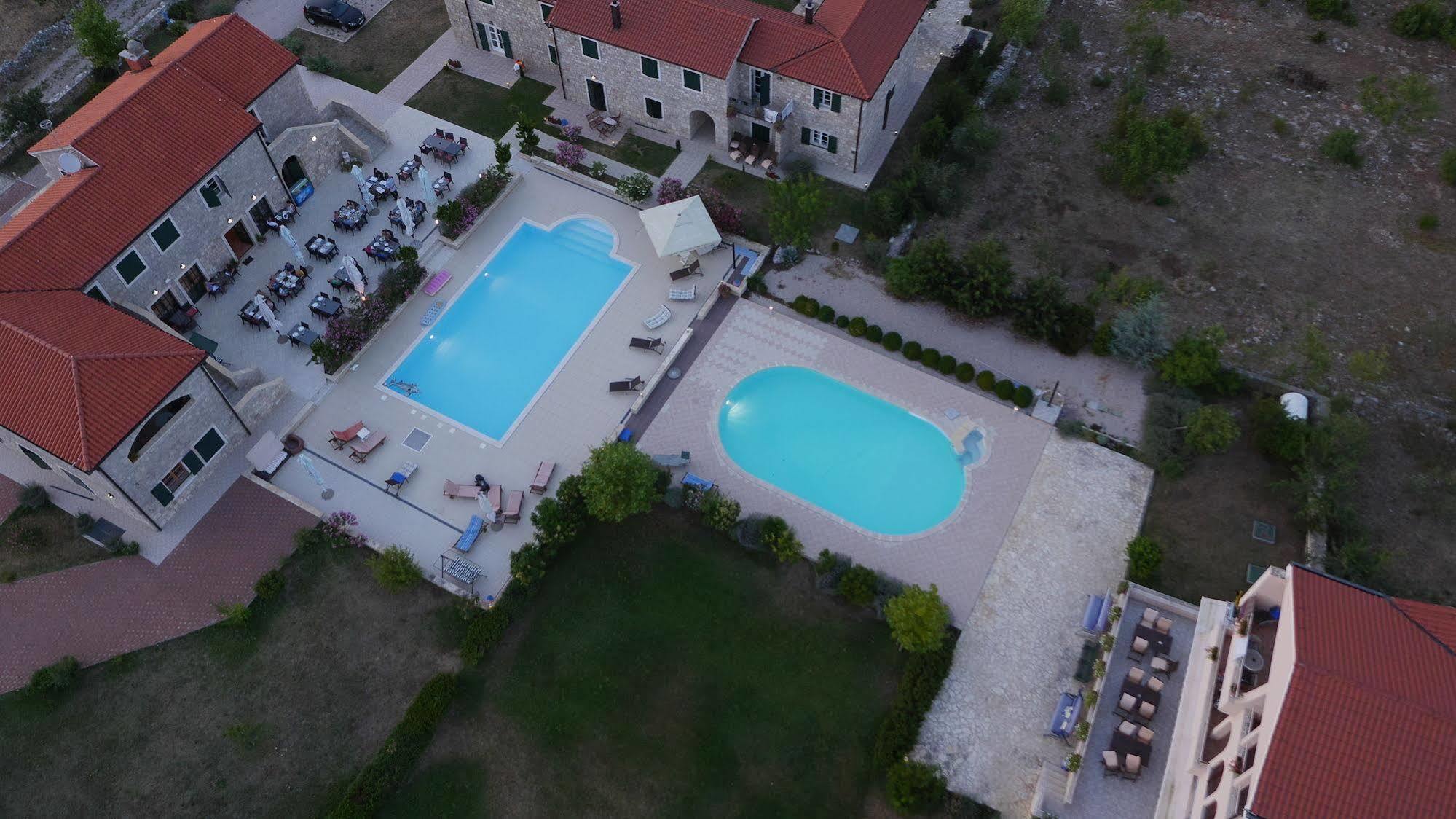 Pansion Skelin Hotel Drinovci Kültér fotó