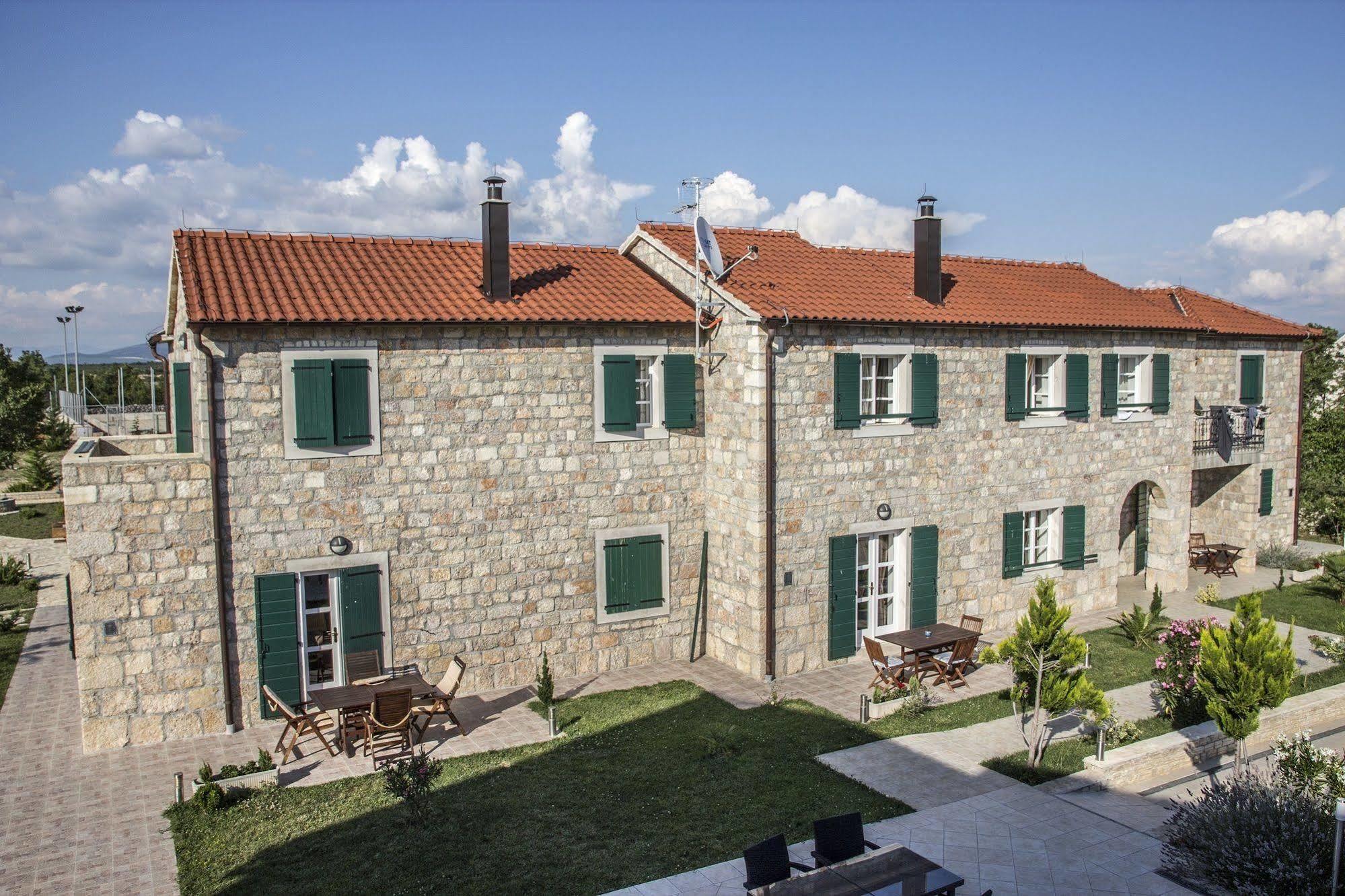 Pansion Skelin Hotel Drinovci Kültér fotó